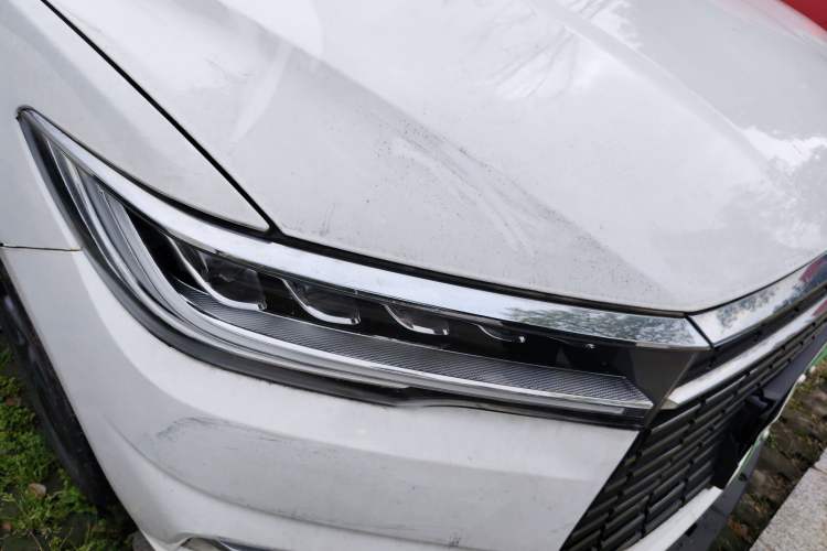 Used BYD Qin New Energy 2019 High-Range Luxury Model Right Front Headlight