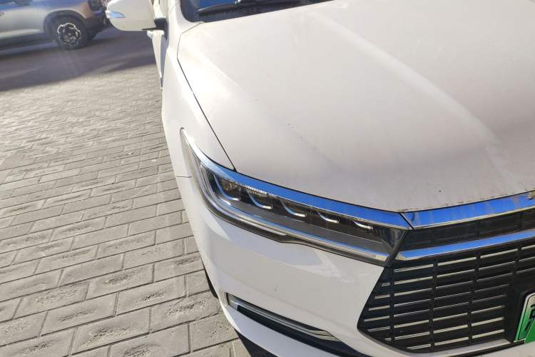 Used BYD Qin New Energy 2019 High-Range Luxury Model Right Front Headlight
