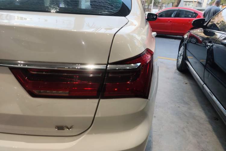 Used BYD Qin New Energy 2019 Travel Edition Right Rear Taillight