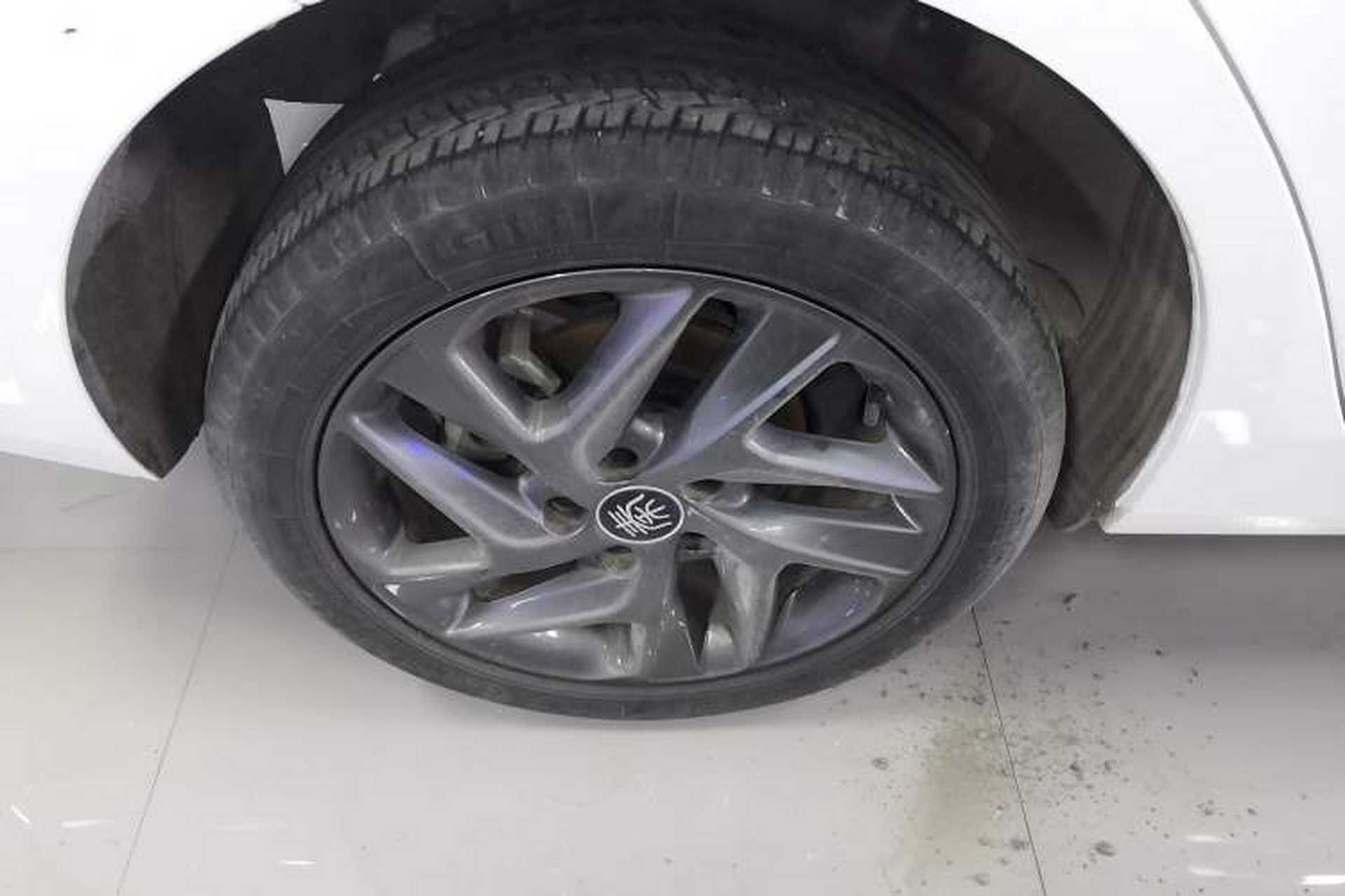 Used BYD Qin New Energy 2019 High-Range Luxury Model Right Rear Wheel Hub