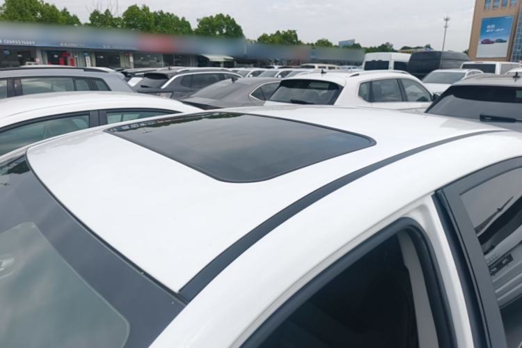 Used BYD Qin New Energy 2019 High-Range Deluxe Model Roof