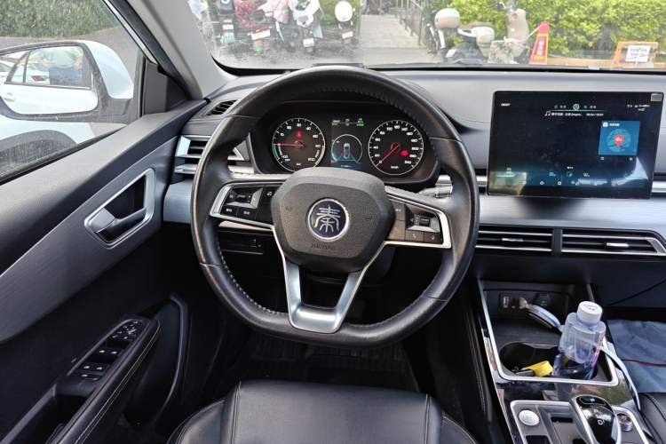 Used BYD Qin New Energy 2019 High-Range Deluxe Model Steering Wheel