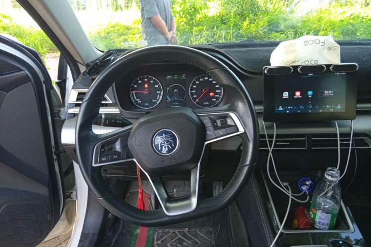 Used BYD Qin New Energy 2019 High-Range Luxury Model Steering Wheel