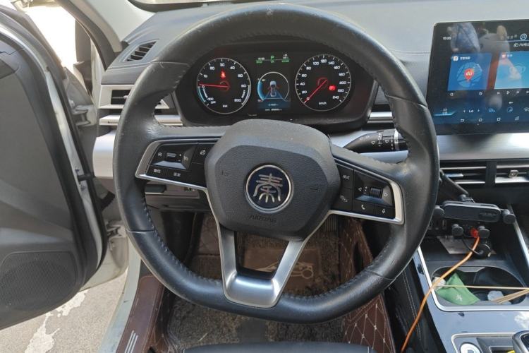 Used BYD Qin New Energy 2019 High-Range Deluxe Model Steering Wheel