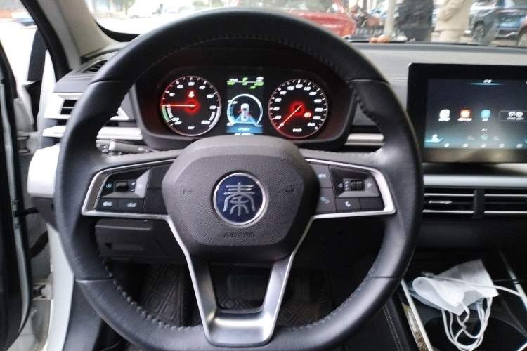 Used BYD Qin New Energy 2019 High-Range Luxury Model Steering Wheel