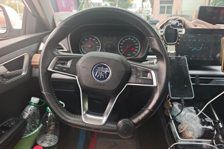 Used BYD Qin New Energy 2019 High-Range Luxury Model Steering Wheel