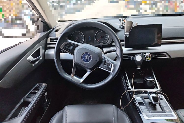 Used BYD Qin New Energy 2019 High-Range Luxury Model Steering Wheel