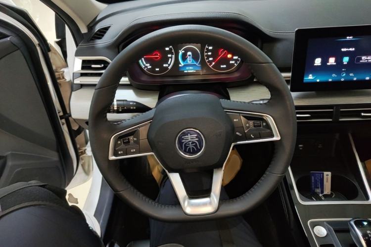 Used BYD Qin New Energy 2019 High-Range Luxury Model Steering Wheel