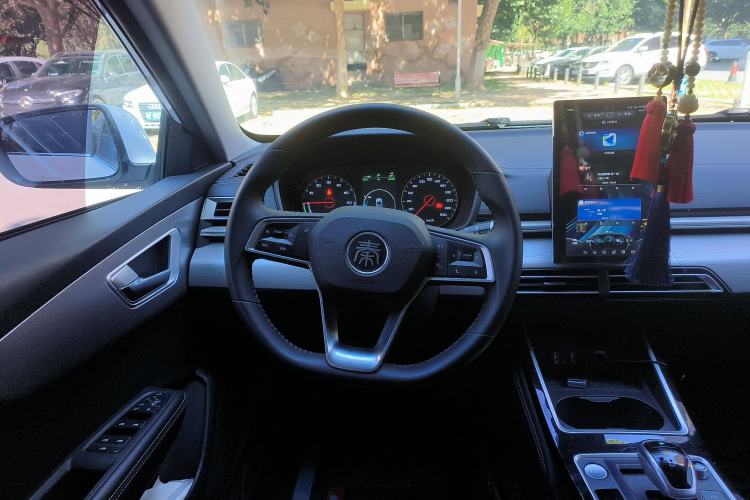 Used BYD Qin New Energy 2019 High-Range Deluxe Model Steering Wheel