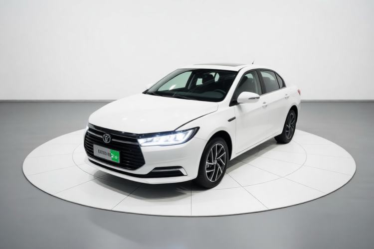 Used BYD Qin New Energy 2019 High-Range Luxury Model Guazi used car, China used car export, Used car for sale, Used BYD cars, Cheapest cars for sale, Electric vehicle, New energy car