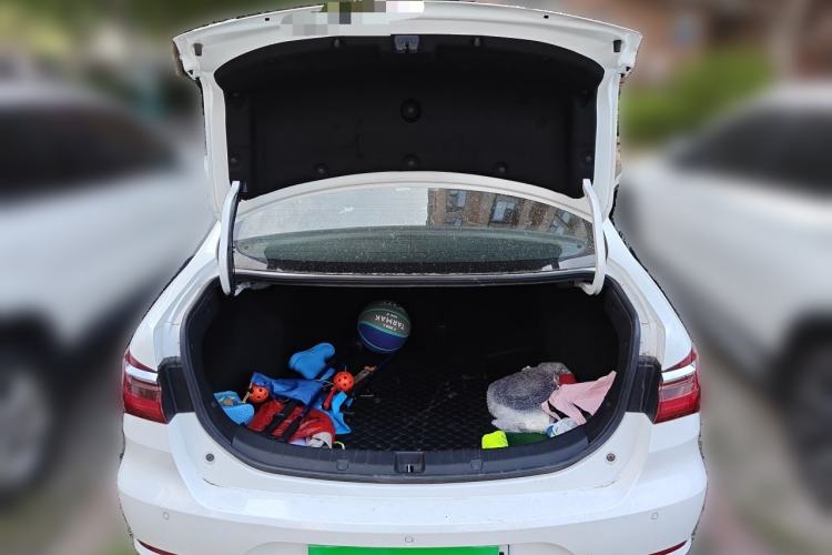 Used BYD Qin New Energy 2019 High-Range Deluxe Model Trunk