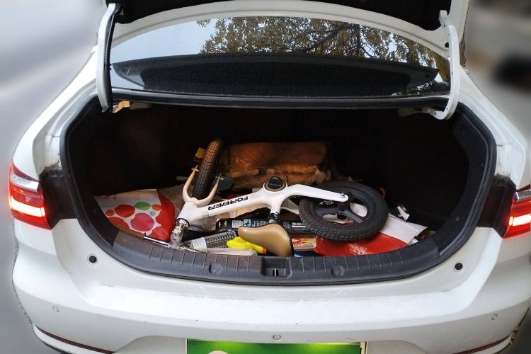 Used BYD Qin New Energy 2019 High-Range Luxury Model Trunk