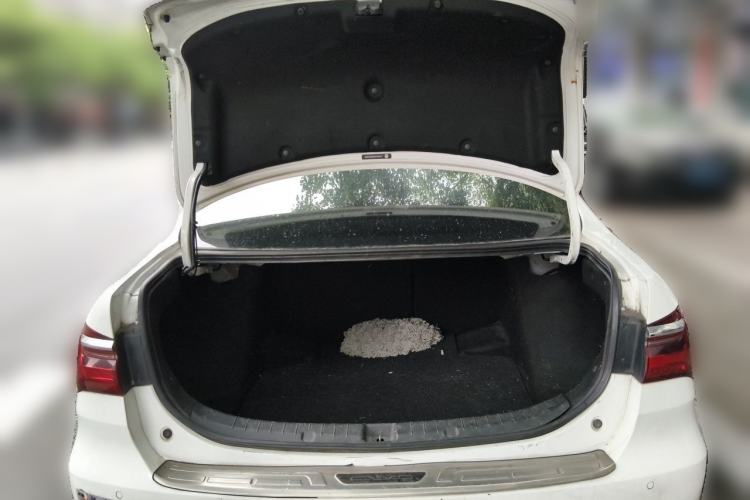 Used BYD Qin New Energy 2019 High-Range Deluxe Model Trunk