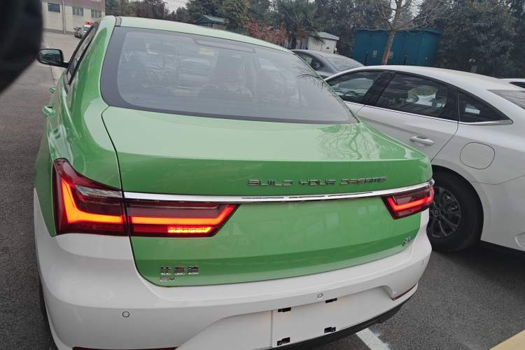 Used BYD Qin New Energy 2021 Standard Edition Exterior 4