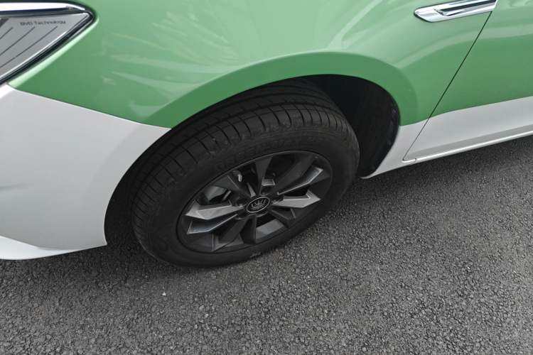 Used BYD Qin New Energy 2021 Standard Edition Exterior 7