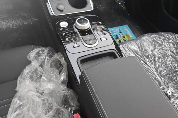 Used BYD Qin New Energy 2021 Standard Edition Gear Lever