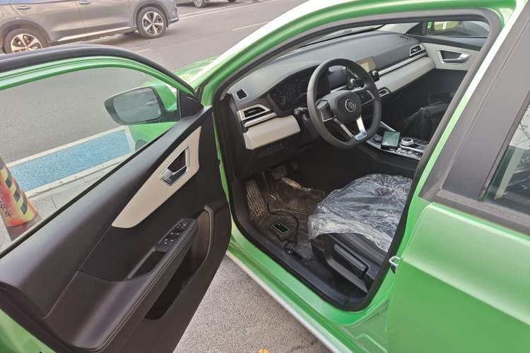 Used BYD Qin New Energy 2021 Travel Edition Interior 3