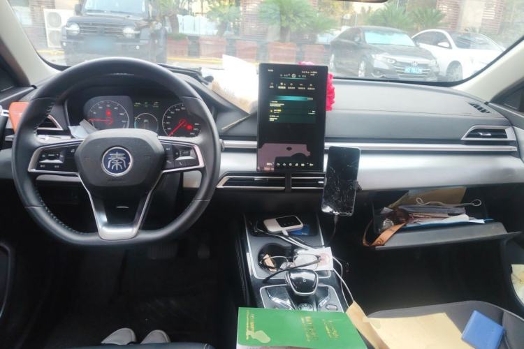 Used BYD Qin New Energy 2021 Travel Edition Center Console