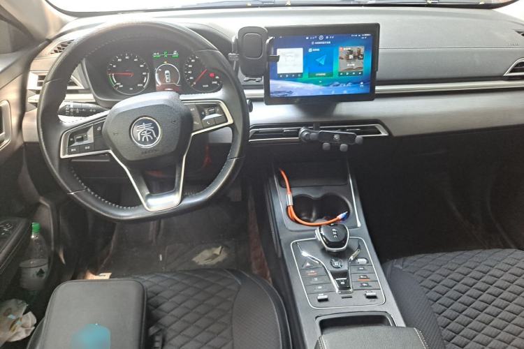 Used BYD Qin New Energy 2021 Travel Edition Center Console