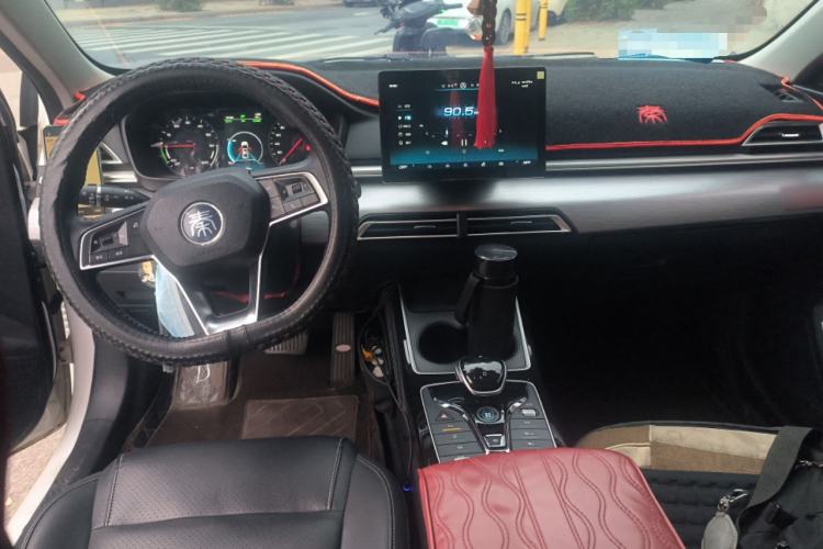 Used BYD Qin New Energy 2021 Travel Edition Center Console