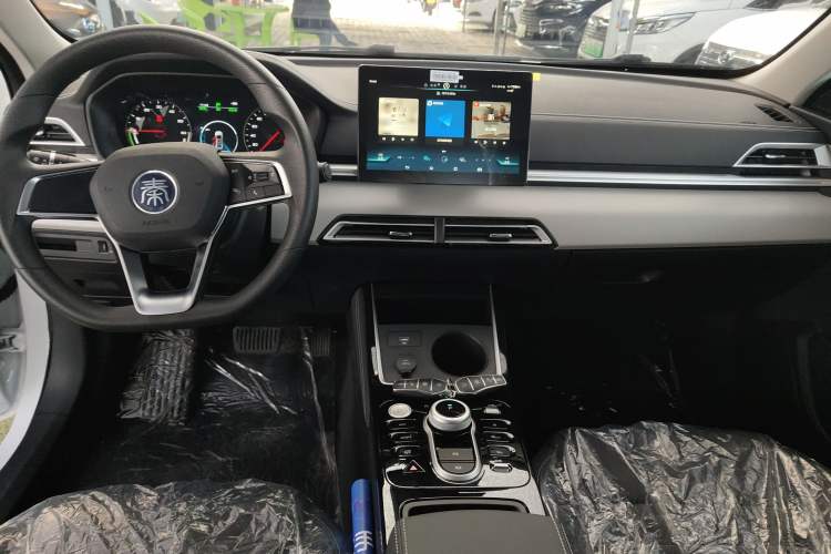 Used BYD Qin New Energy 2021 Standard Edition Center Console