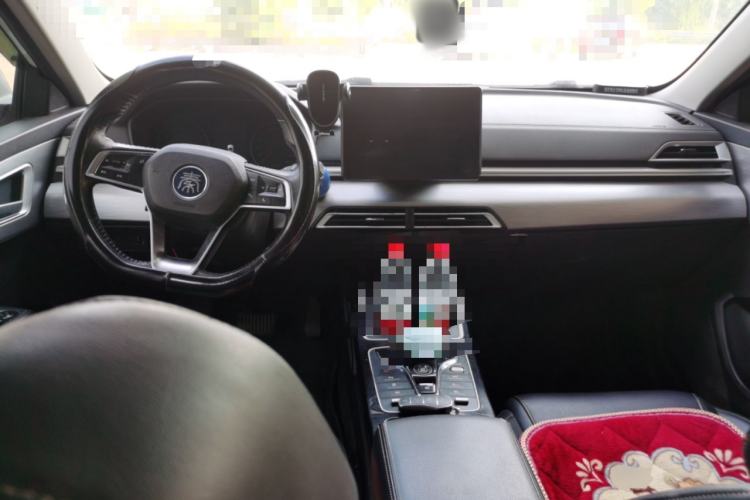Used BYD Qin New Energy 2021 Travel Edition Center Console