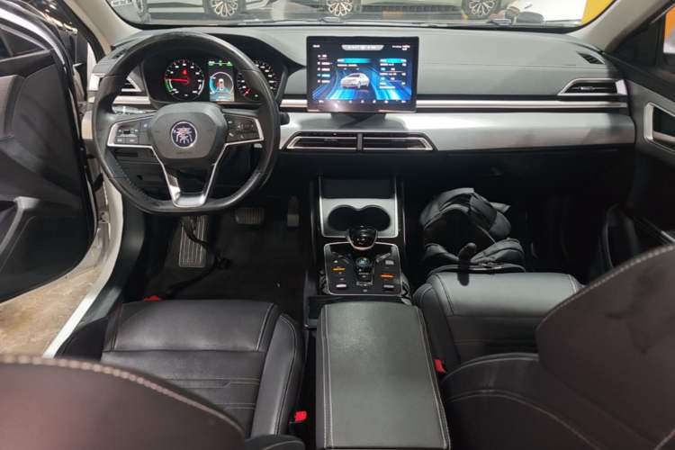 Used BYD Qin New Energy 2021 Travel Edition Center Console