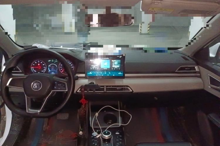 Used BYD Qin New Energy 2021 Lingchang Edition Center Console