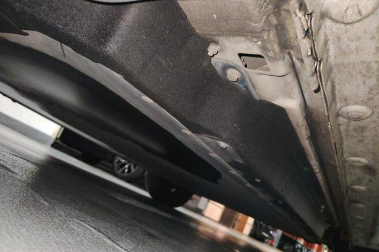 Used BYD Qin New Energy 2021 Lingchang Edition Chassis Front Left