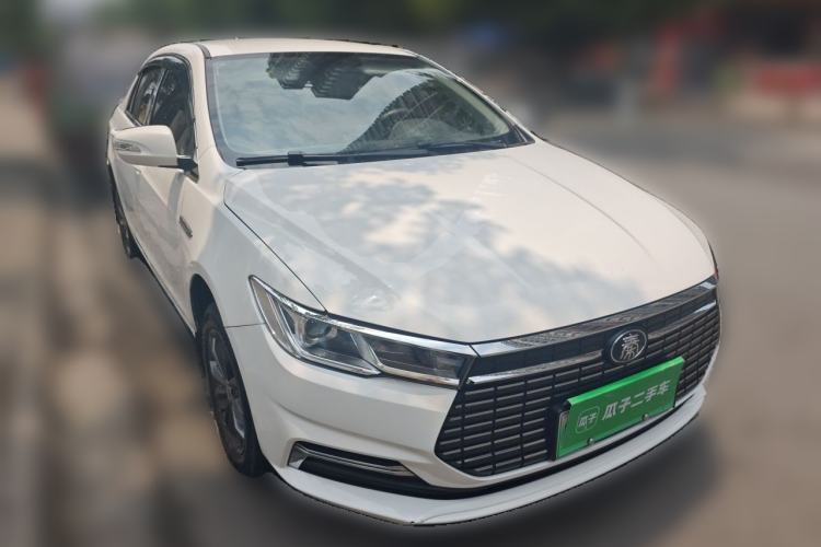 Used BYD Qin New Energy 2021 Travel Edition Front Right 45 Deg