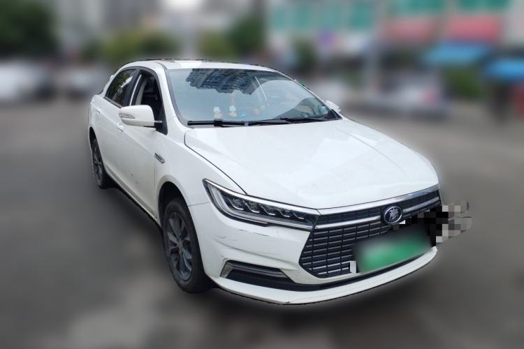 Used BYD Qin New Energy 2021 Travel Edition Front Right 45 Deg