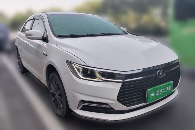 Used BYD Qin New Energy 2021 Lingchang Edition Front Right 45 Deg