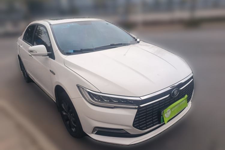 Used BYD Qin New Energy 2021 Travel Edition Front Right 45 Deg