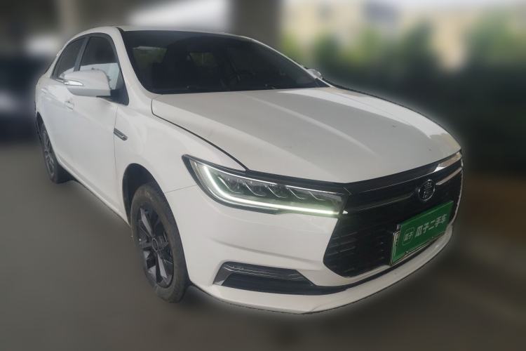 Used BYD Qin New Energy 2021 Travel Edition Front Right 45 Deg