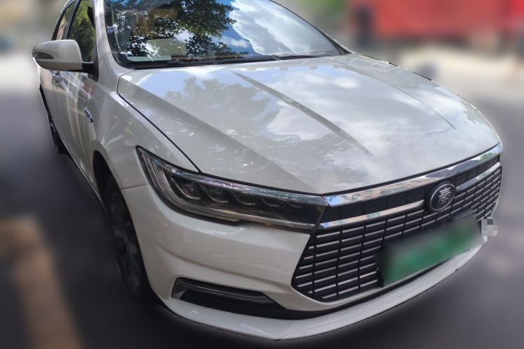 Used BYD Qin New Energy 2021 Travel Edition Front Right 45 Deg