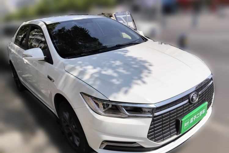 Used BYD Qin New Energy 2021 Standard Edition Front Right 45 Deg