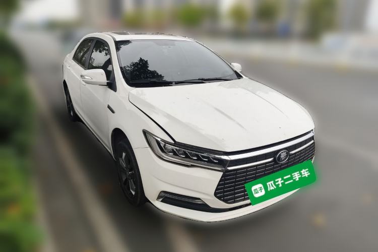 Used BYD Qin New Energy 2021 Travel Edition Front Right 45 Deg
