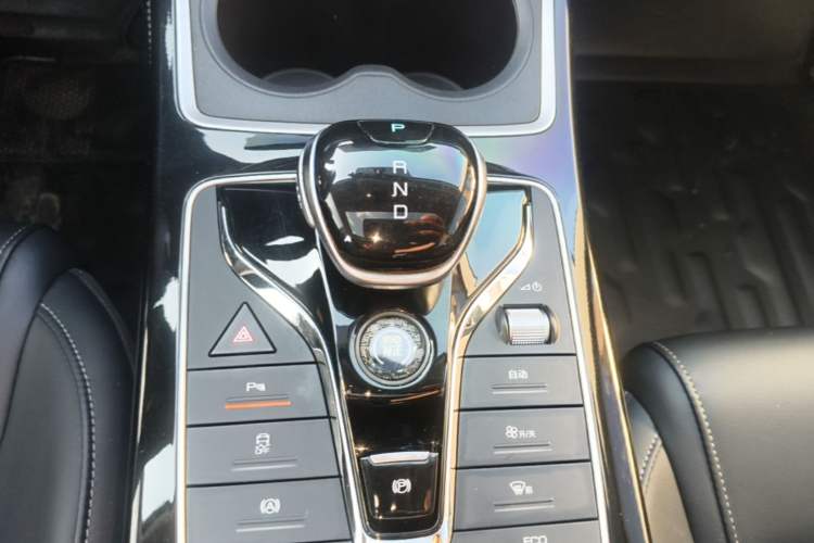 Used BYD Qin New Energy 2021 Travel Edition Gear Lever