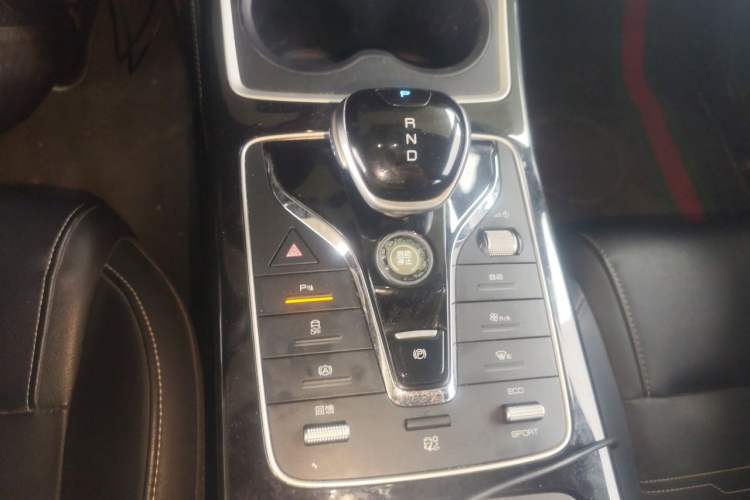 Used BYD Qin New Energy 2021 Travel Edition Gear Lever