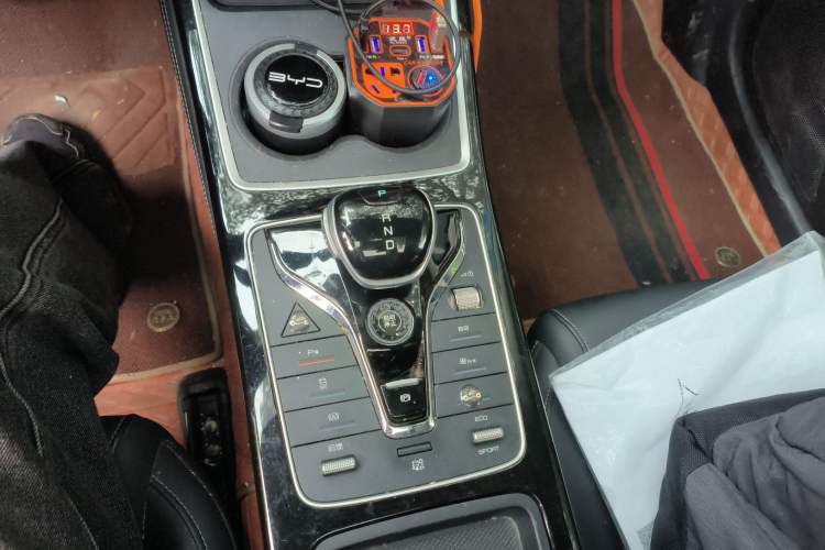 Used BYD Qin New Energy 2021 Travel Edition Gear Lever