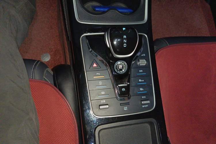 Used BYD Qin New Energy 2021 Travel Edition Gear Lever