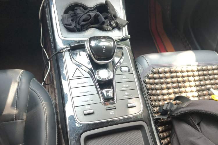 Used BYD Qin New Energy 2021 Travel Edition Gear Lever