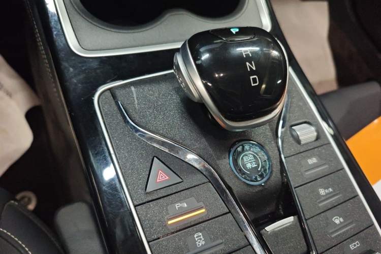 Used BYD Qin New Energy 2021 Travel Edition Gear Lever