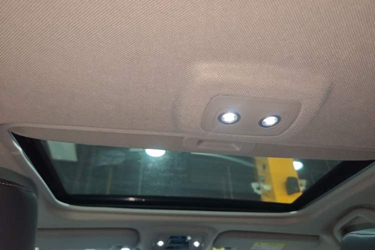 Used BYD Qin New Energy 2021 Travel Edition Headliner