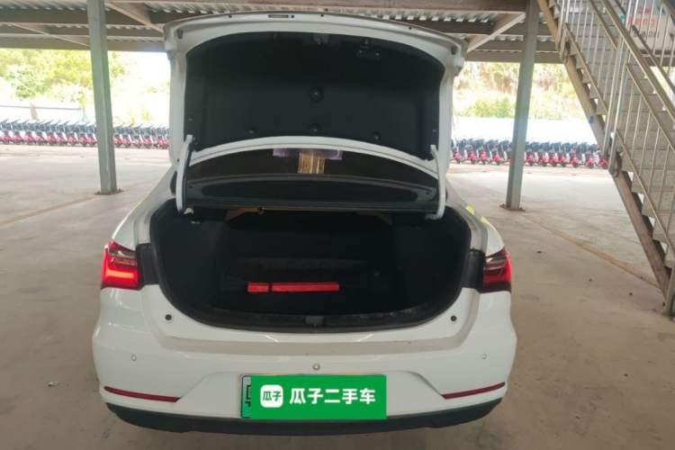 Used BYD Qin New Energy 2021 Travel Edition Interior 5