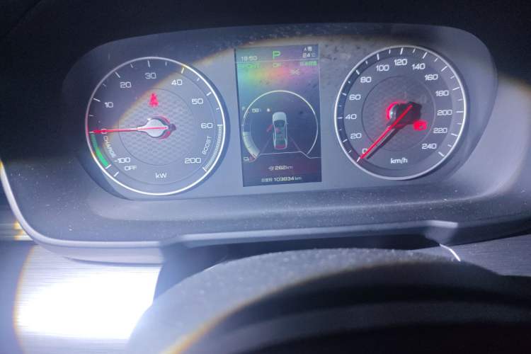 Used BYD Qin New Energy 2021 Travel Edition Odometer Close Up