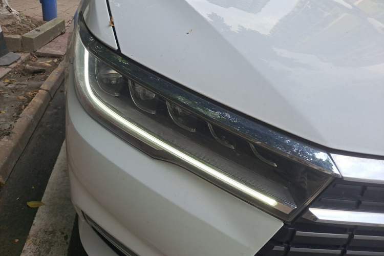 Used BYD Qin New Energy 2021 Travel Edition Right Front Headlight