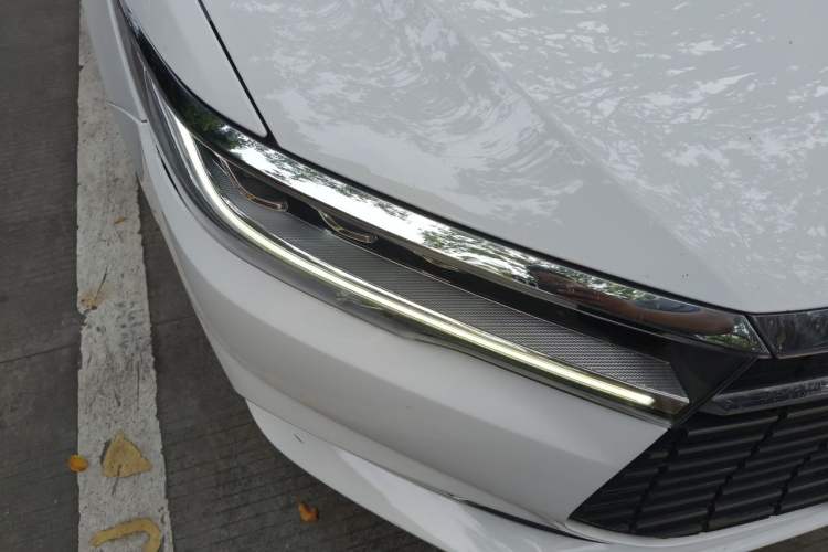Used BYD Qin New Energy 2021 Travel Edition Right Front Headlight