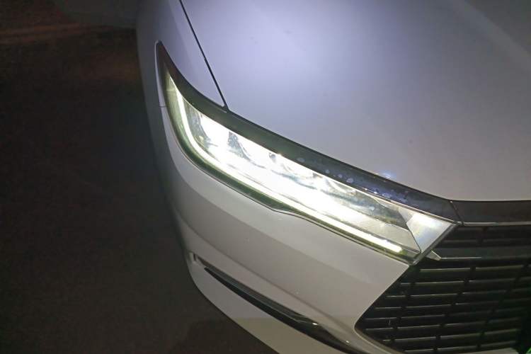 Used BYD Qin New Energy 2021 Travel Edition Right Front Headlight
