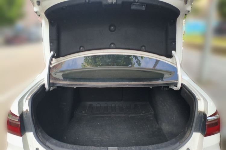 Used BYD Qin New Energy 2021 Travel Edition Trunk